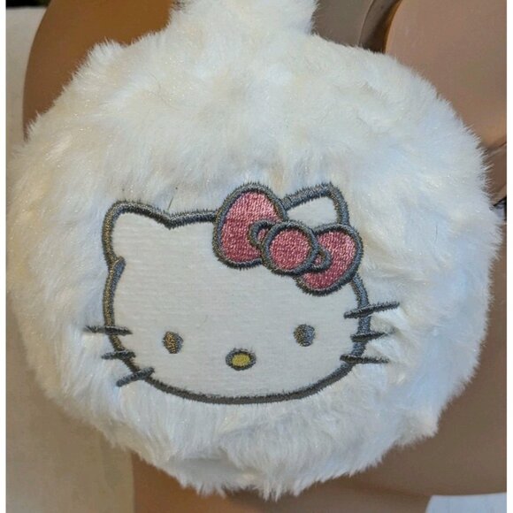 NWT Sanrio Hello Kitty Ear Muffs Fuzzy Hot Topic Pink Bow Faux Fur Cat Kawaii - Picture 4 of 16